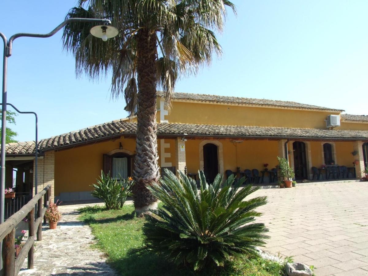 Agriturismo Le Chiuse Carlentini Eksteriør billede
