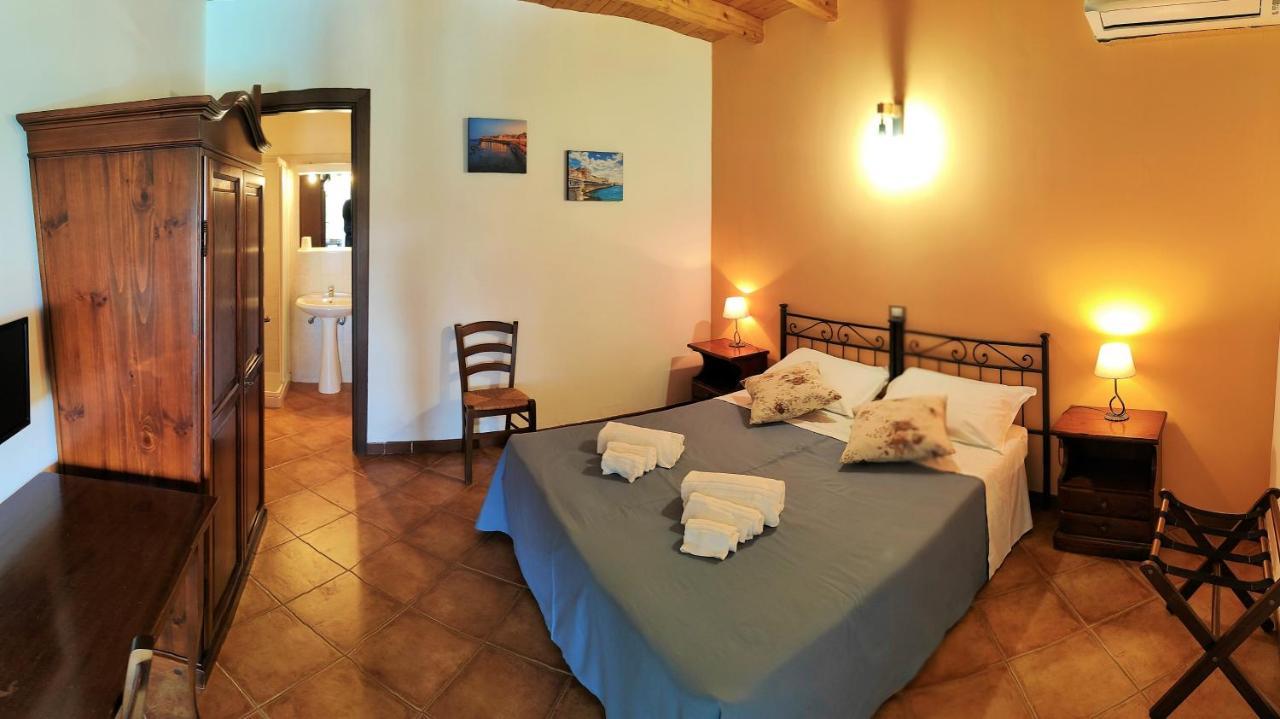 Agriturismo Le Chiuse Carlentini Eksteriør billede