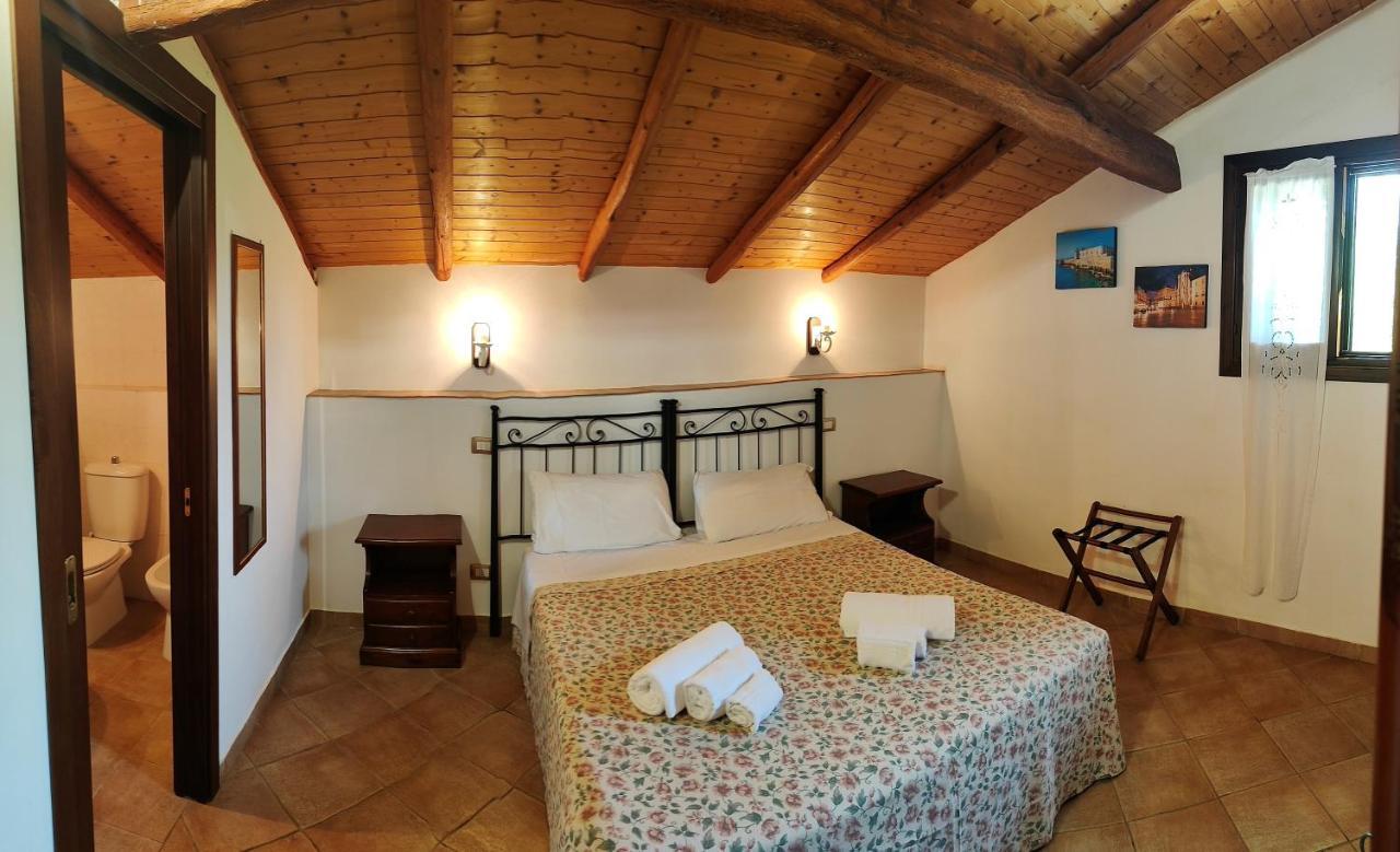 Agriturismo Le Chiuse Carlentini Eksteriør billede