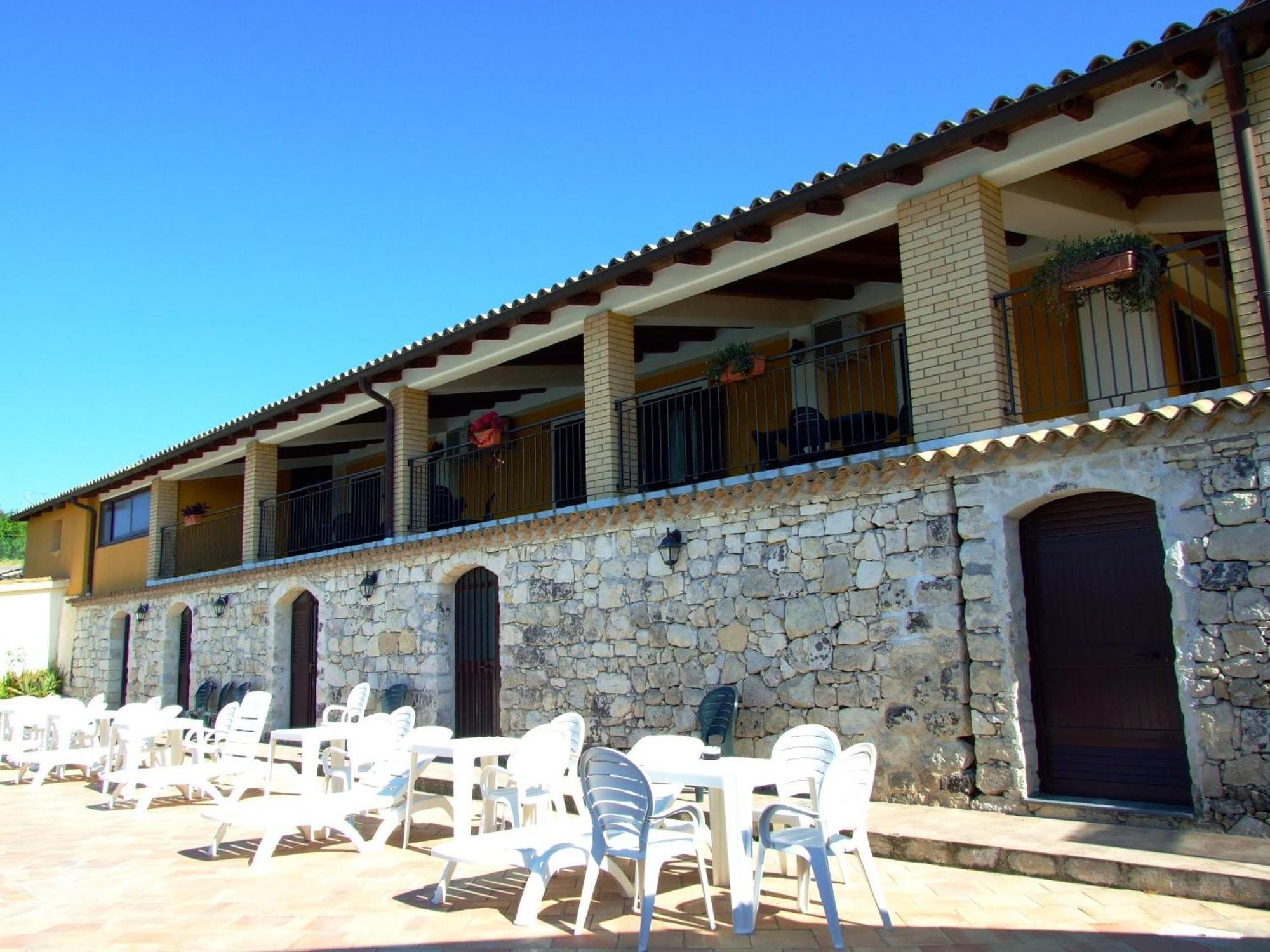 Agriturismo Le Chiuse Carlentini Eksteriør billede