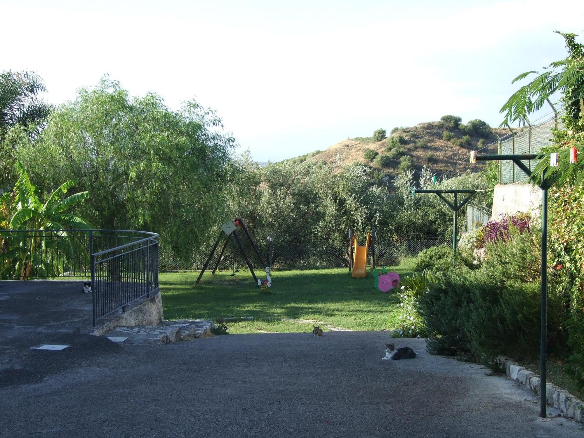 Agriturismo Le Chiuse Carlentini Eksteriør billede