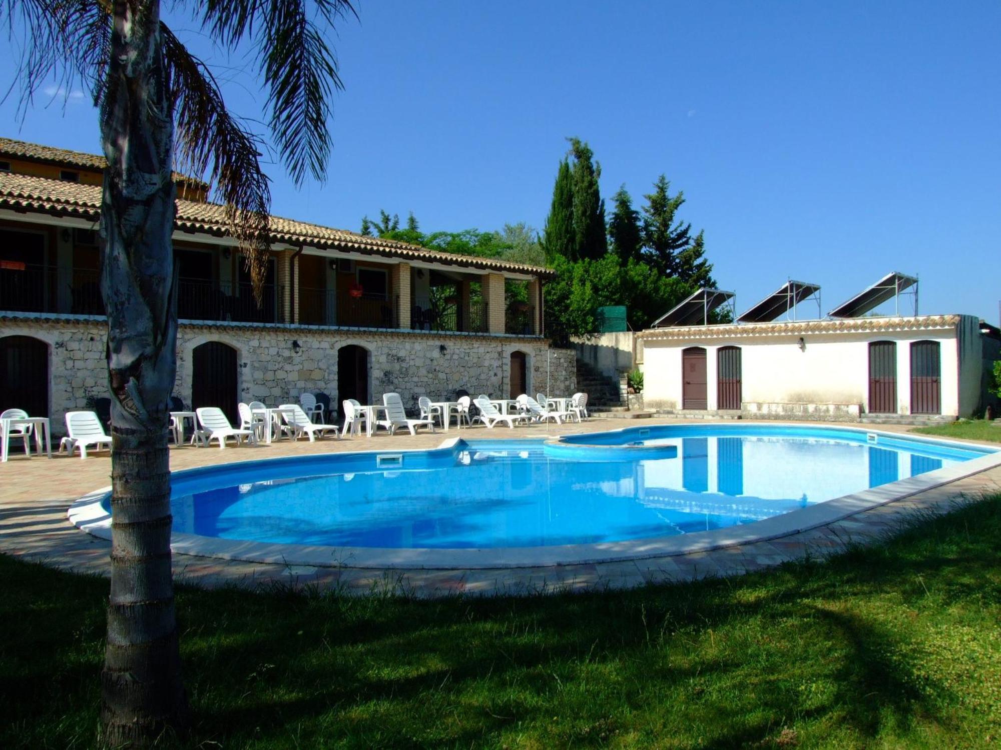 Agriturismo Le Chiuse Carlentini Eksteriør billede