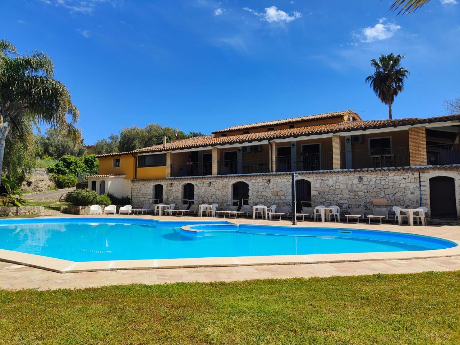 Agriturismo Le Chiuse Carlentini Eksteriør billede